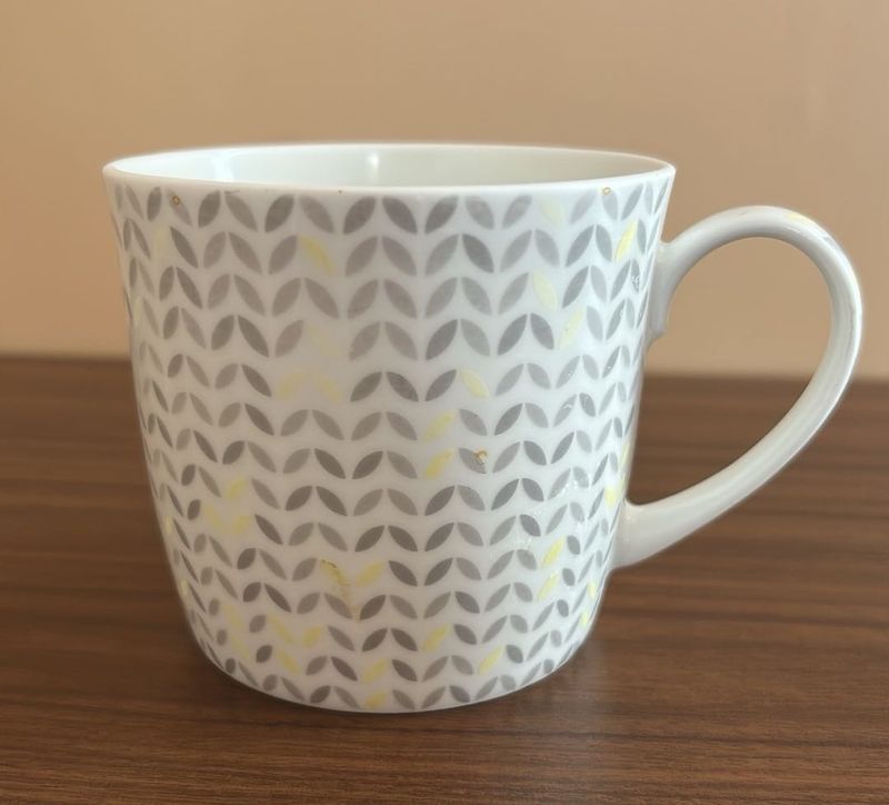 Westside Home Stylish Patterned Ceramic Mug
