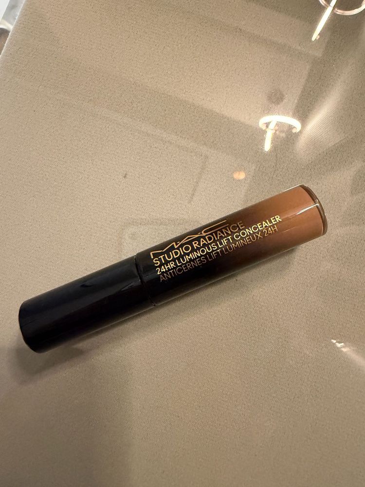 brand new MAC Studio Radiance Concealer