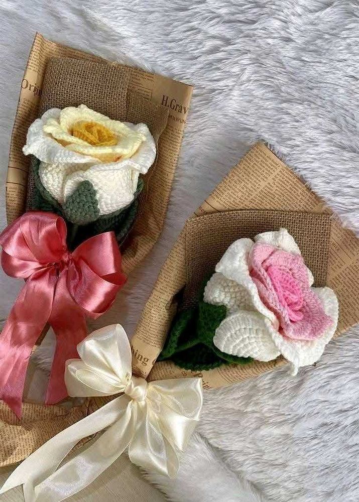 Double Colour Rose Bouquet[1]