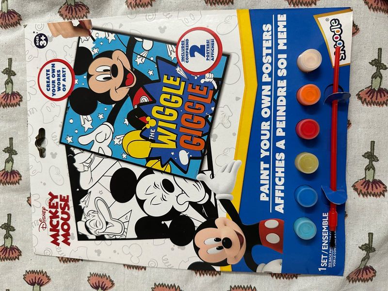 Disney Mickey Mouse Paint Your Own Posters Kit