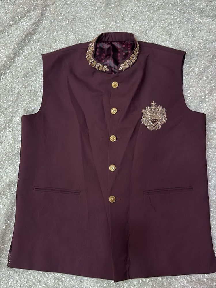 Elegant Mens Nehru Jacket (work) self designed