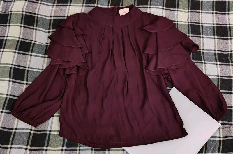 Maroon Ruffled Sleeve Top