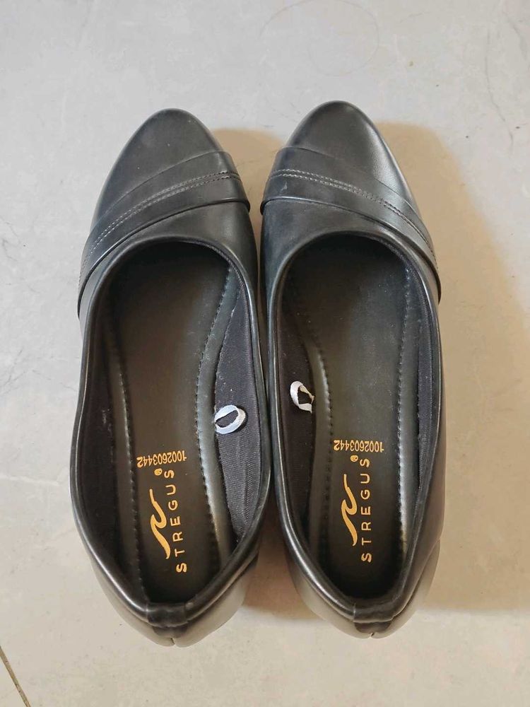 Black Formal Ballet Flats