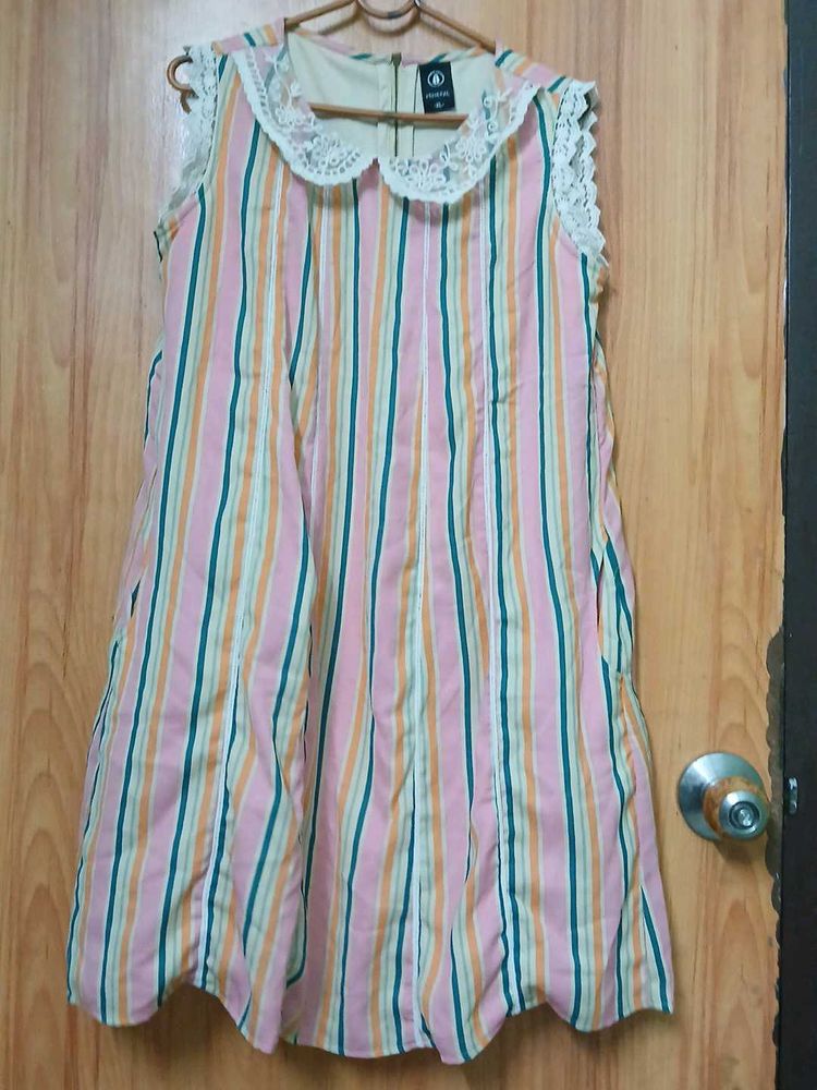 Striped Sleeveless Dress with Lace Collar
