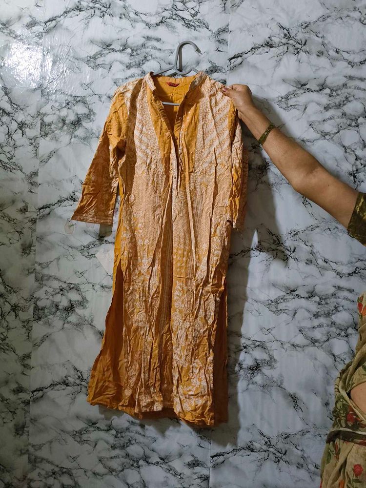 Stylish Yellow &amp; White Kurta