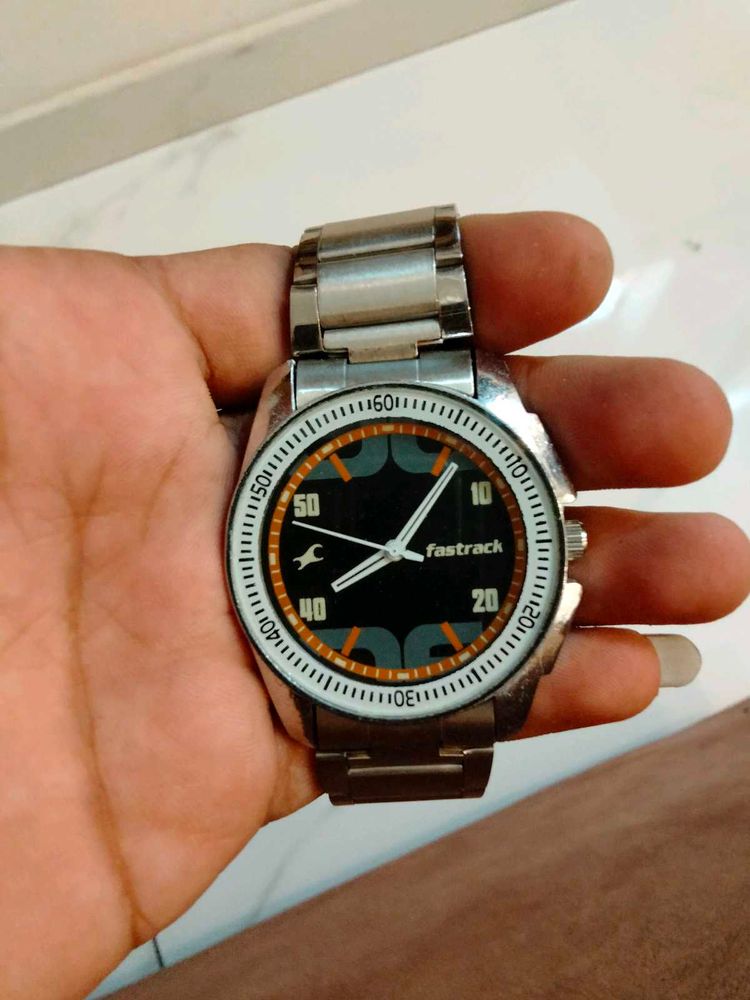 Fastrack Men's Analog Watch