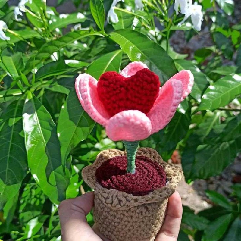 Crochet Heart Flower