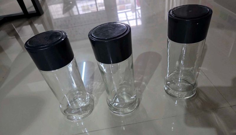 Set of 3 Glass Jars with Black Lids