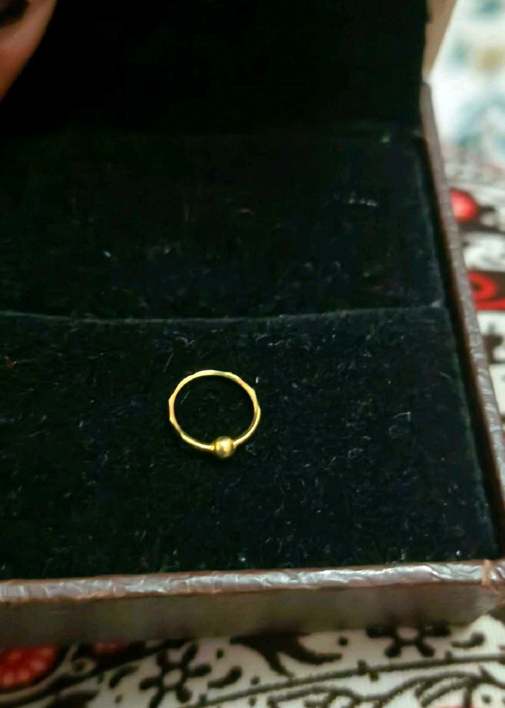 Elegant Gold Nose Ring with Bead
