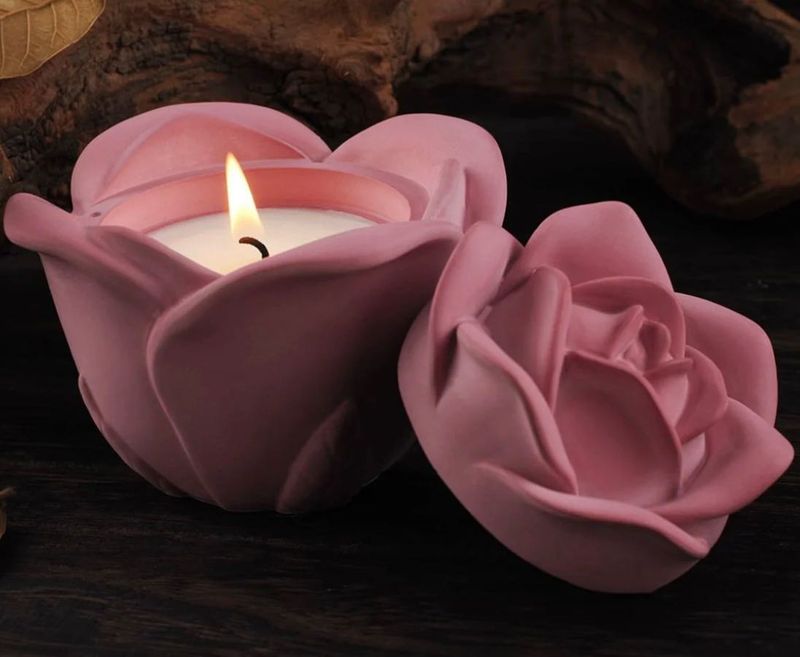 Rose Shaped Candle Holder