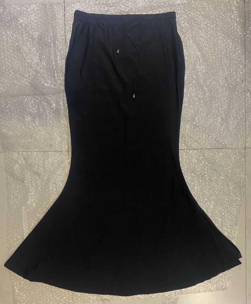 Saree Black Contours
