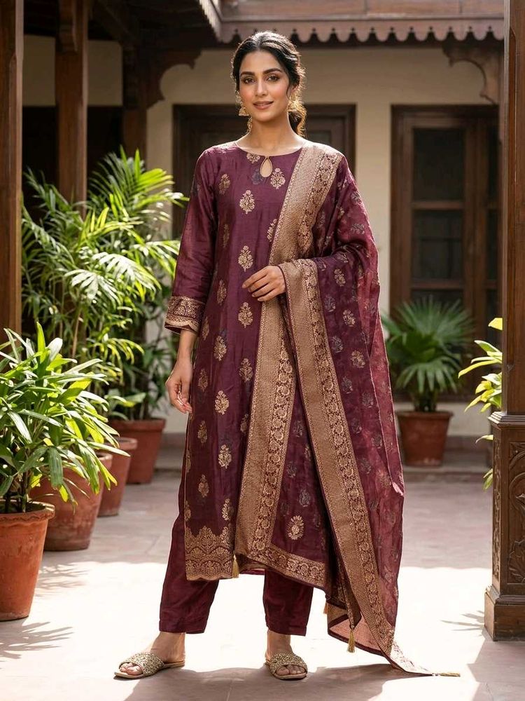 🎉Today only🎉Maroon Kurta Set