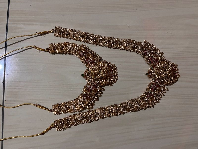Exquisite Gold-Plated Indian Jewelry Set