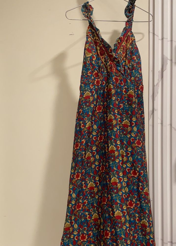 Slit multicoloured floral beach dress!