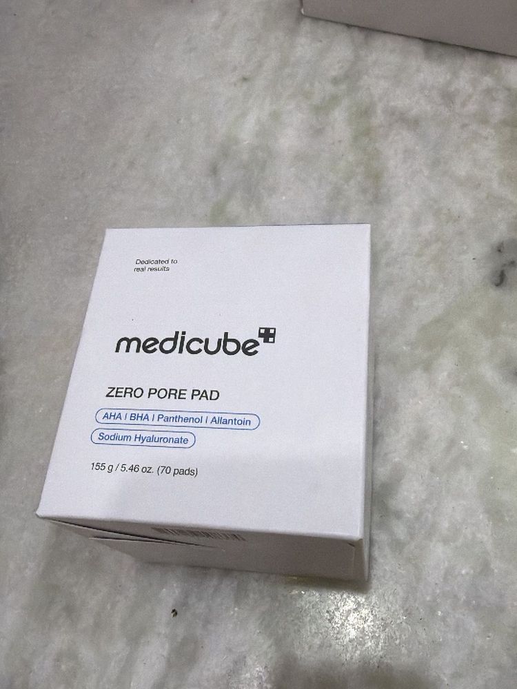 Medicube Zero Pore Pad