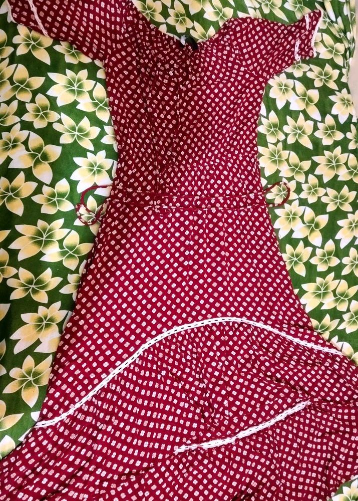 Maroon &amp; White Ethnic Gown