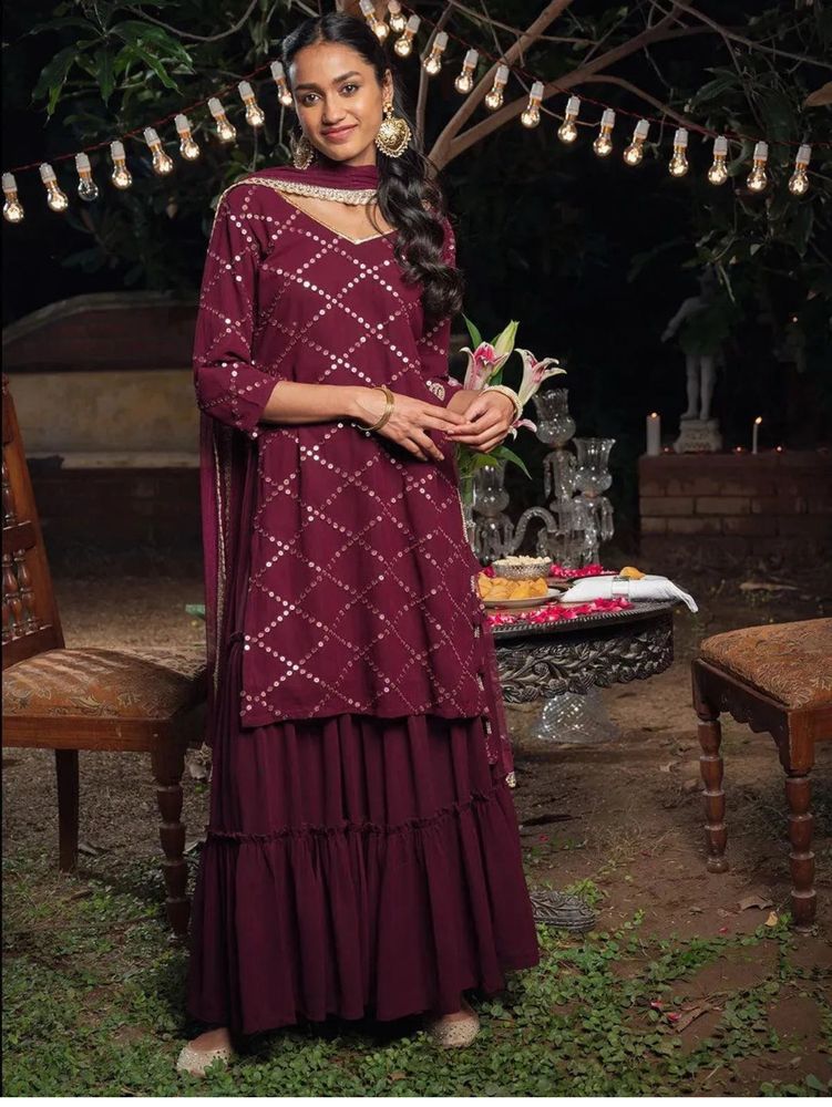 Elegant Maroon Kurta Set