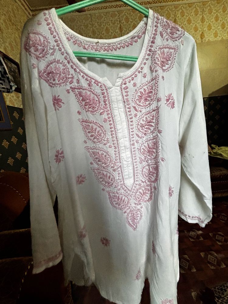 Embroidered White Kurta