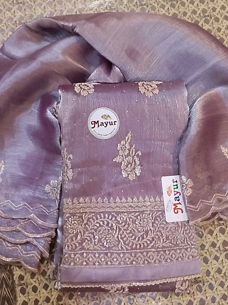 Beautiful Embellished Kurta Set
