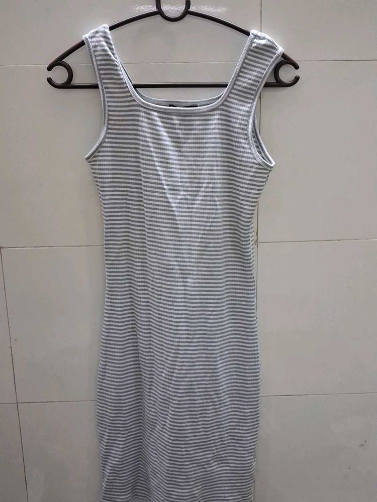 Zara Striped Sleeveless Midi Dress