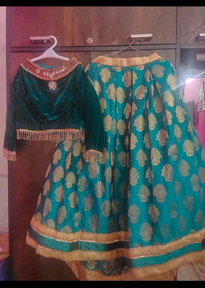 Stunning Teal &amp; Gold Lehenga Choli Set