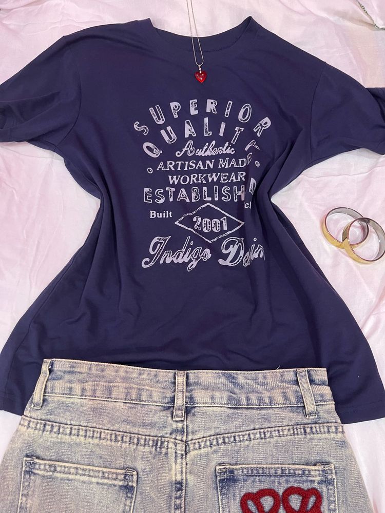 Graphic oversized tee