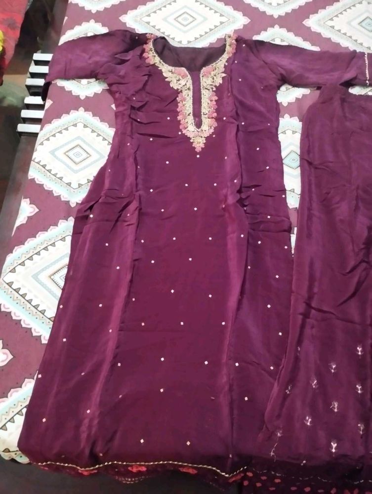 Elegant Burgundy Kurta Set