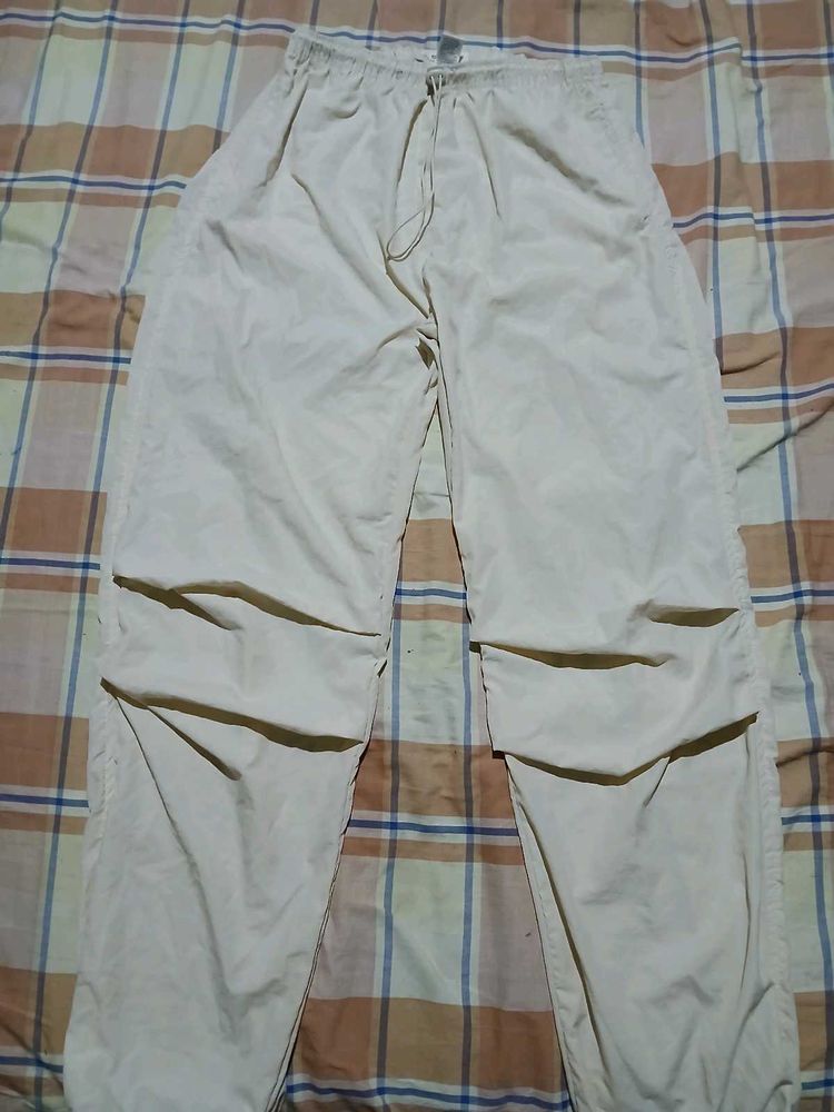 price drop*Beige parachute pants