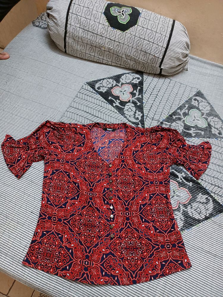 Brand - Lavozia, Size -S