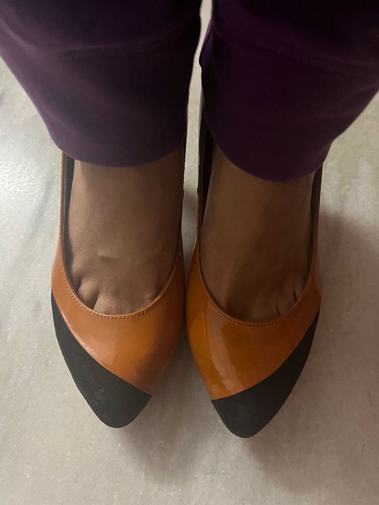 Nude Steletoes