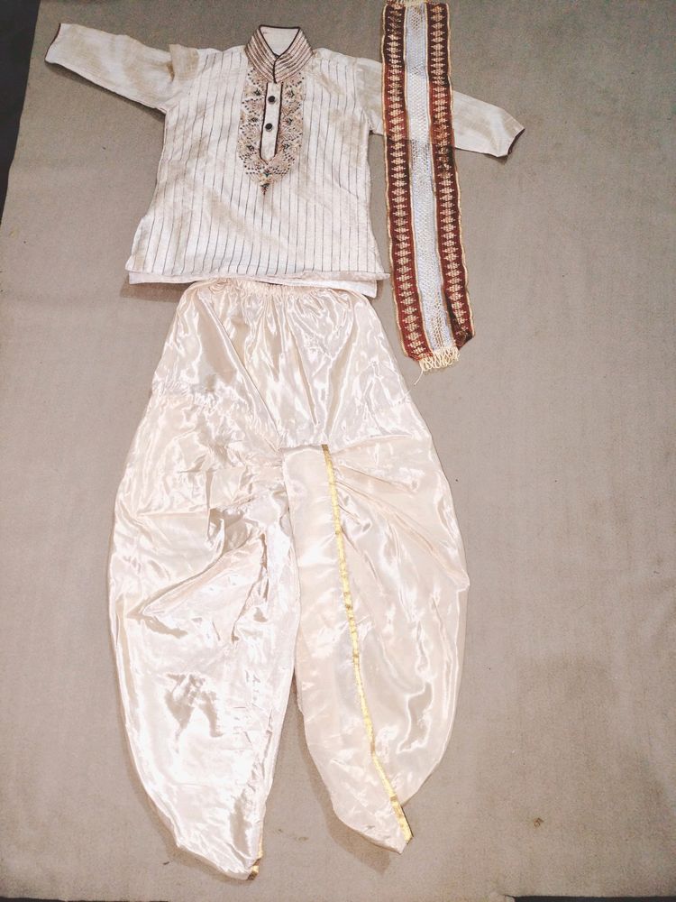 Dhoti Kurta With Stoll