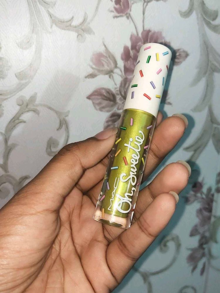MAC Oh, Sweetie Lip Gloss, limited edition