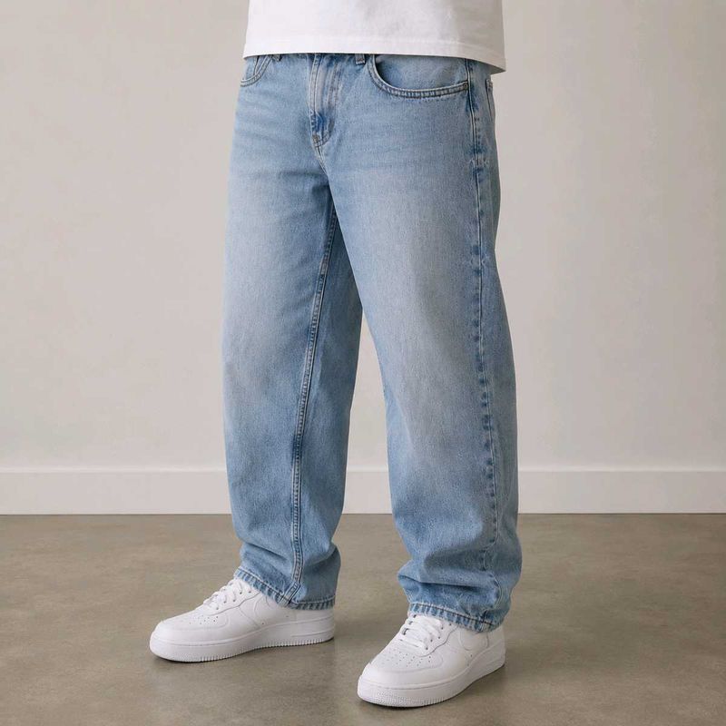 Light Wash Jeans