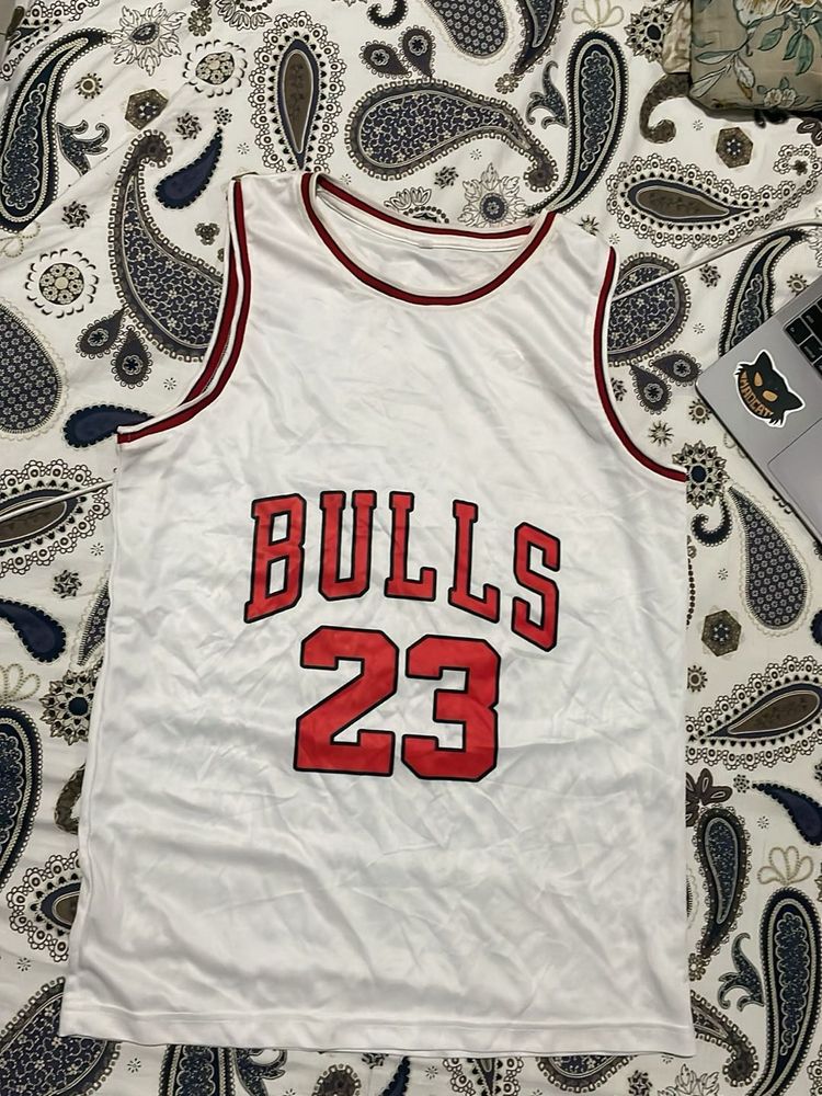 Bulls 23 Jersey