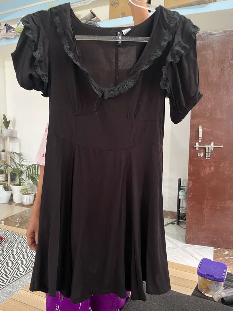 Chic Black Ruffle Dress