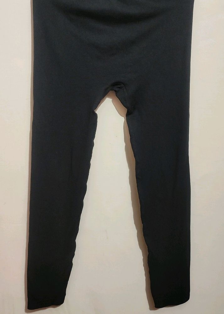 Black ⚫ Legging For 8- 10 Year Girl. 24- 26 Waist