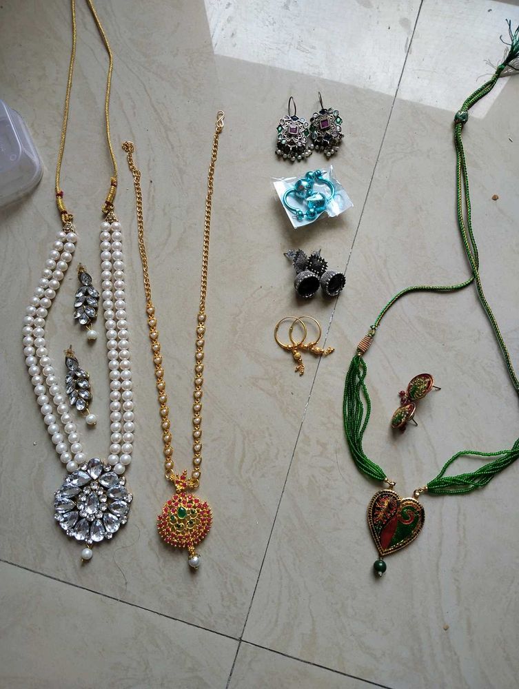 Assorted Indian Jewelry Set