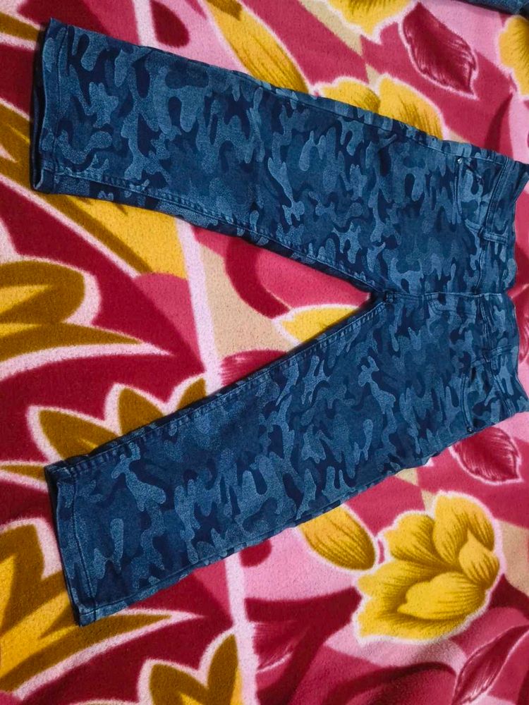 Stylish Camouflage Jeans