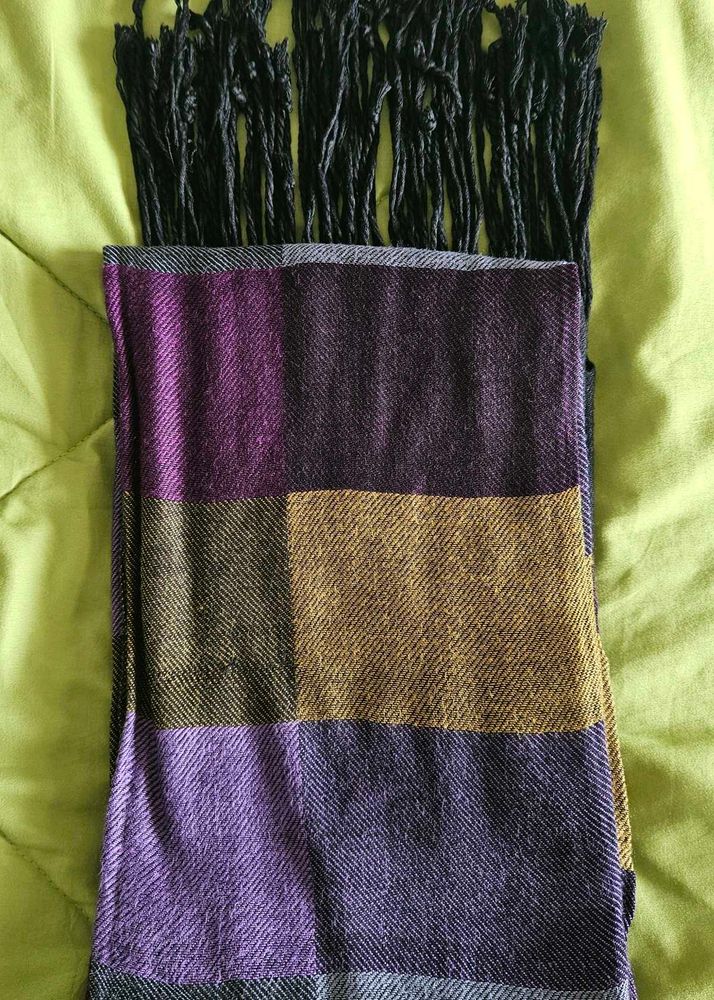 soft Scarf with Tassels