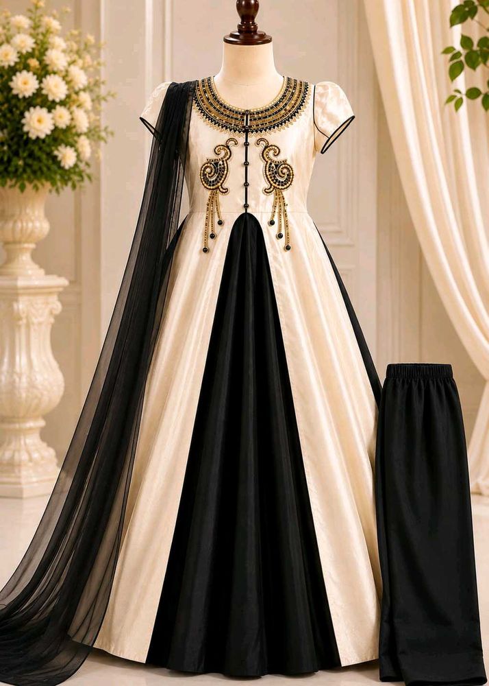 Elegant Cream and Navy Gown
