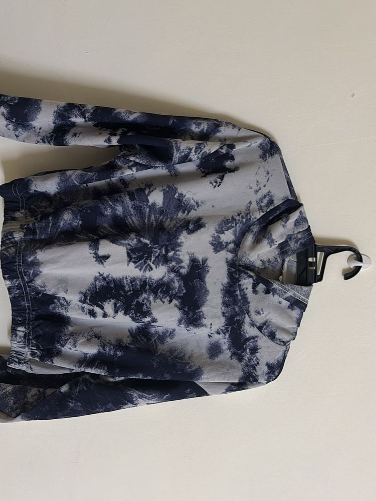 Tie-Dye Cropped Hoodie