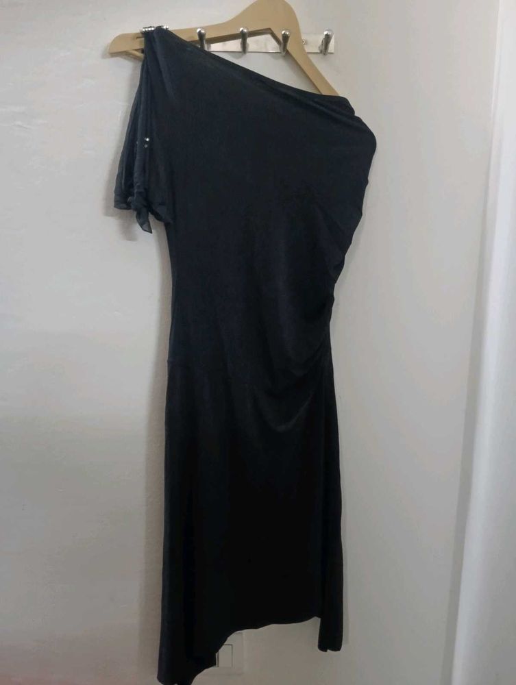 one shoulder bodycon dress