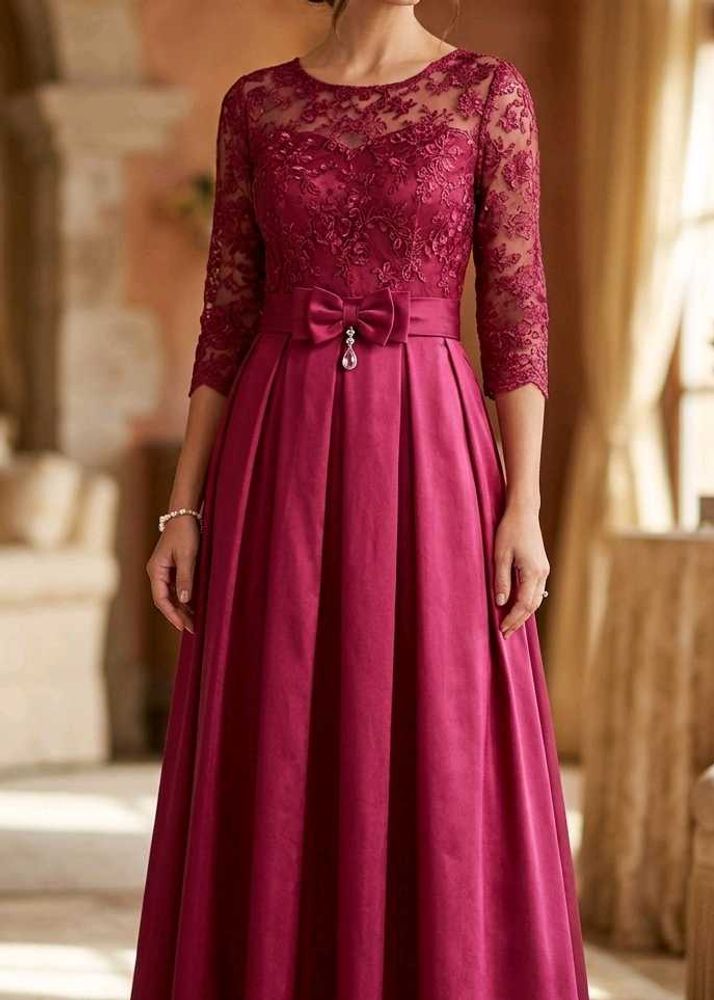 Elegant Lace Sleeve Maxi Dress