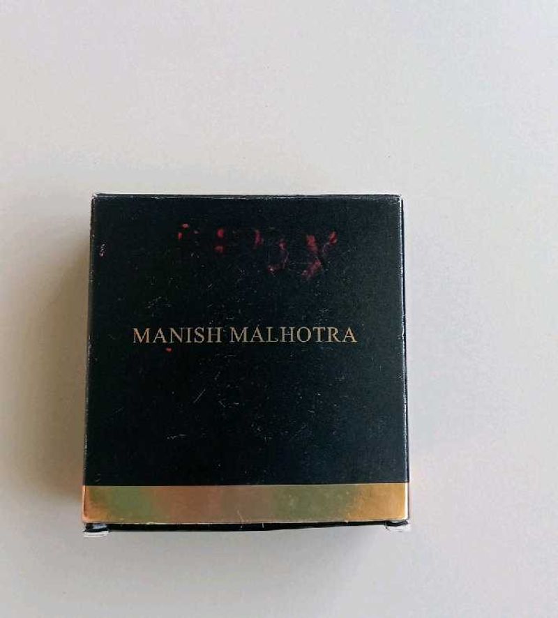 Manish Malhotra Eyeshadow Palette 🫶