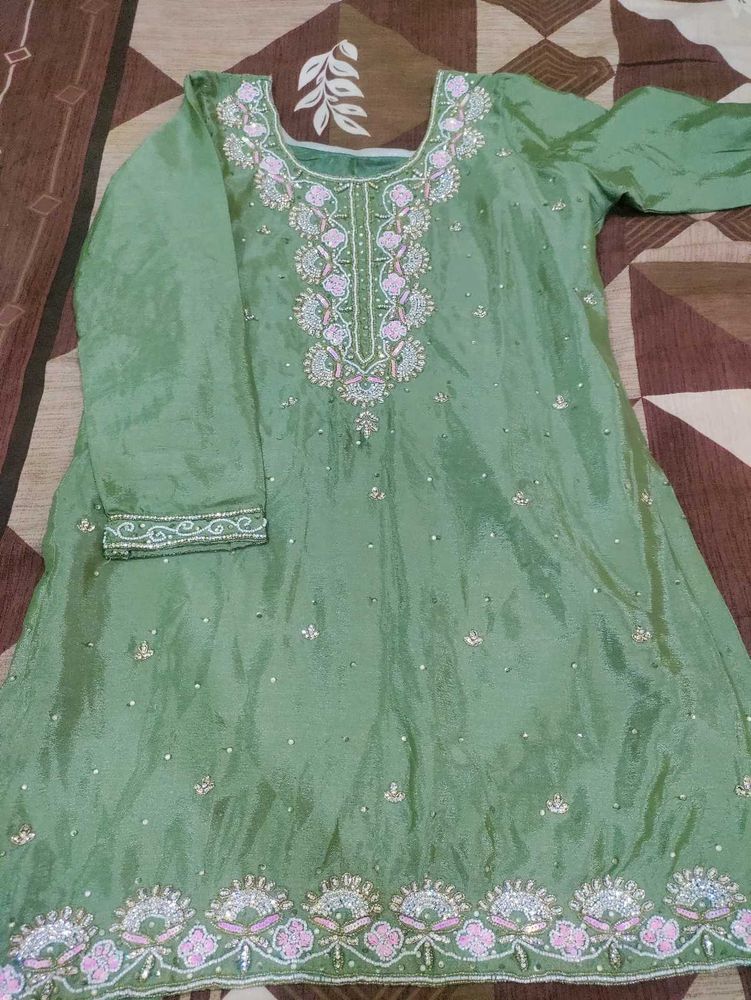 Embellished Green Kurta