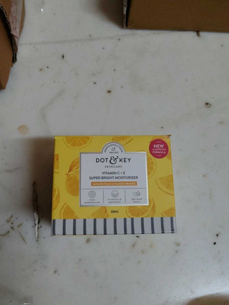 Dot &amp; Key Vitamin C E Super Bright Moisturizer