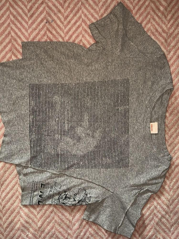 Gray Graphic Print T-Shirt