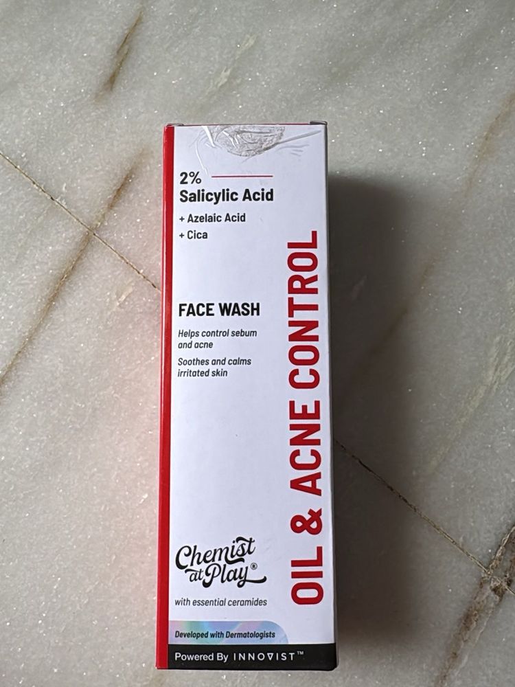 Chemist at Play Face Wash