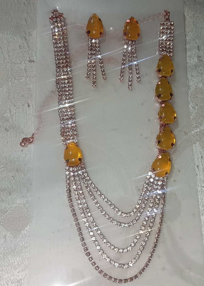 Rhinestone &amp; Amber Layered Necklace Set