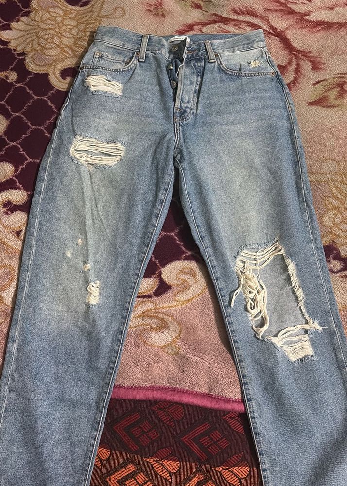 Ripped Jeans - Distressed Denim